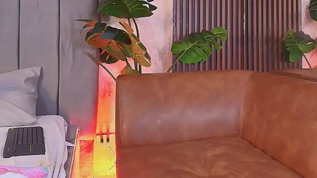 MeganCruzGB online show from March 13, 2025, 1:43 am