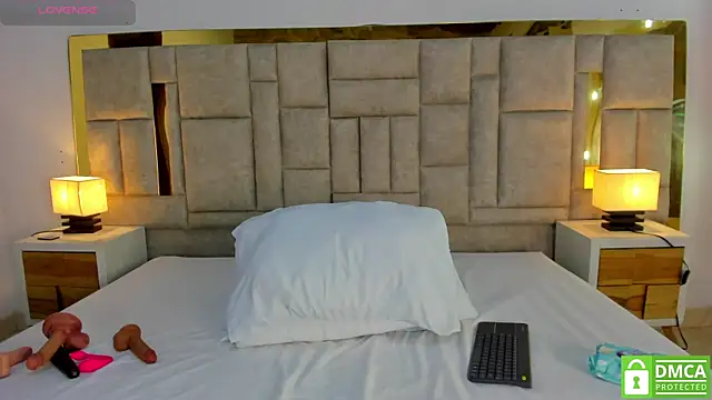 valtira nova online show from April 7, 2026, 7:36 pm