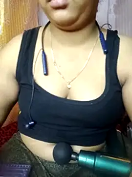 Super-Couple online show from April 15, 2026, 6:26 pm