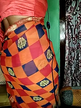 NOTY-LOVE-05 online show from October 31, 2025, 3:46 pm