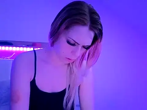 Snapshot of nicole77745 chatting on March 2, 2026, 10:11 am nicole77745 online show from March 2, 2026, 10:11 am