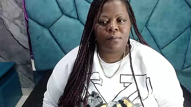 rocio bbw  online show from November 6, 2025, 3:18 am