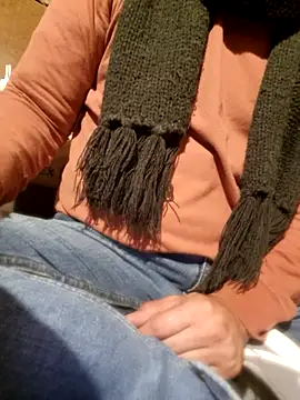 Snapshot of abdierkader chatting on November 23, 2025, 4:56 am abdierkader online show from November 23, 2025, 4:56 am