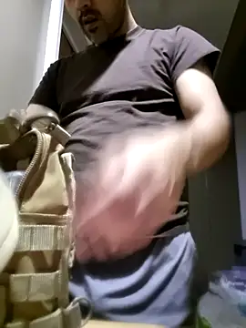 Snapshot of abdierkader chatting on November 27, 2025, 8:27 am abdierkader online show from November 27, 2025, 8:27 am