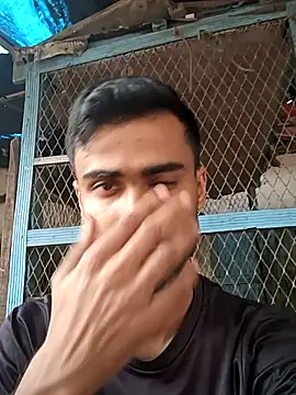 Skinny Bigass 23 online show from January 6, 2025, 8:03 am