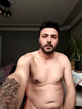 hot man eray online show from April 14, 2026, 11:27 am