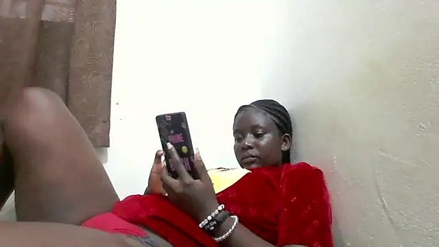 Snapshot of Harrisamor chatting on October 28, 2025, 11:14 am Harrisamor online show from October 28, 2025, 11:14 am