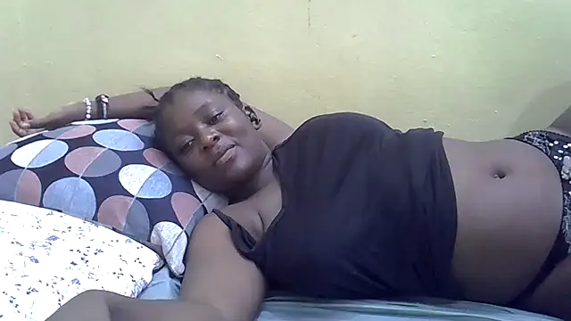 Snapshot of Harrisamor chatting on December 4, 2025, 11:35 pm Harrisamor online show from December 4, 2025, 11:35 pm