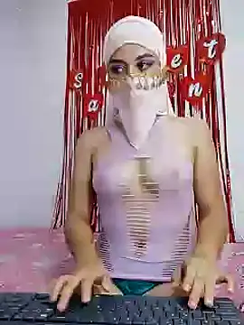 Aaliyah Salma online show from February 19, 2025, 11:04 pm