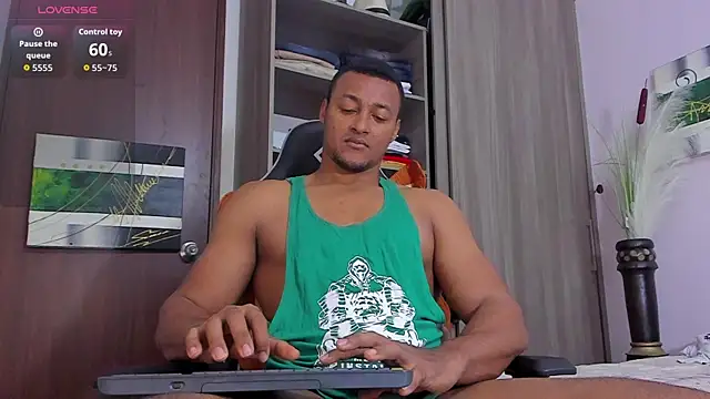 Snapshot of AnthonyWhite24 chatting on May 23, 2026, 5:50 pm AnthonyWhite24 online show from May 23, 2026, 5:50 pm