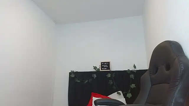 CelesteAyase online show from January 31, 2025, 11:45 pm