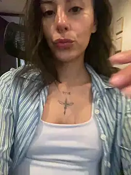 Emmy petit online show from February 9, 2025, 3:12 pm