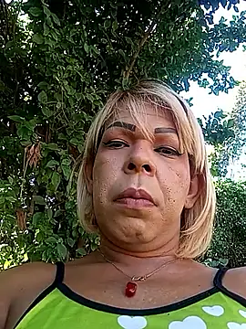 blondebitchlitle online show from October 16, 2025, 1:34 pm