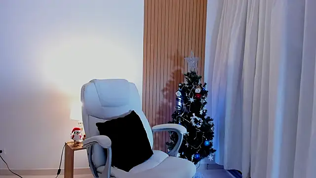  Sam sexy  online show from December 15, 2024, 2:08 am