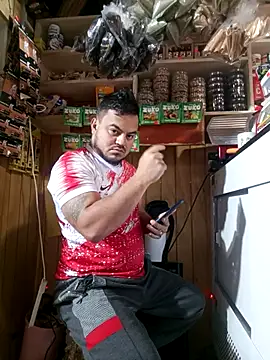 Snapshot of TheBriiaand30 chatting on September 27, 2025, 3:17 pm TheBriiaand30 online show from September 27, 2025, 3:17 pm