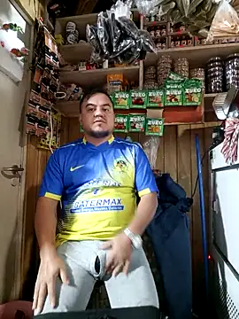 Snapshot of TheBriiaand30 chatting on October 8, 2025, 2:04 pm TheBriiaand30 online show from October 8, 2025, 2:04 pm