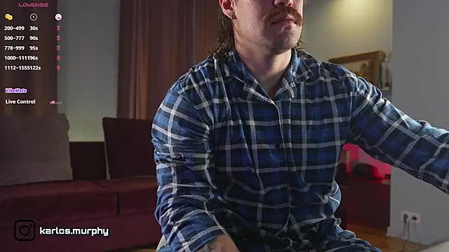 Snapshot of Karlos_Ripped_ chatting on December 18, 2025, 11:38 am Karlos Ripped online show from December 18, 2025, 11:38 am