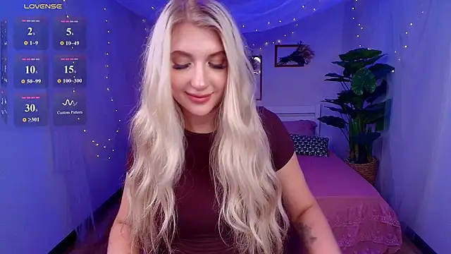Evacadooo online show from July 5, 2026, 3:13 am