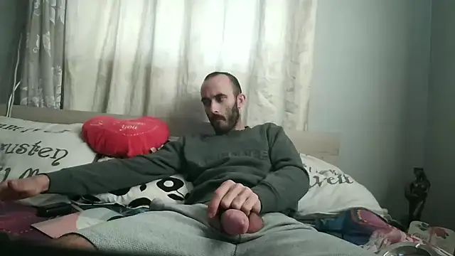 kisandgioni online show from December 31, 2024, 12:15 pm