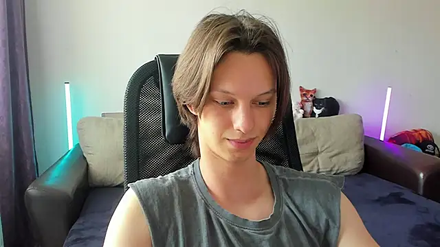 Ostin meow online show from May 28, 2026, 8:22 am