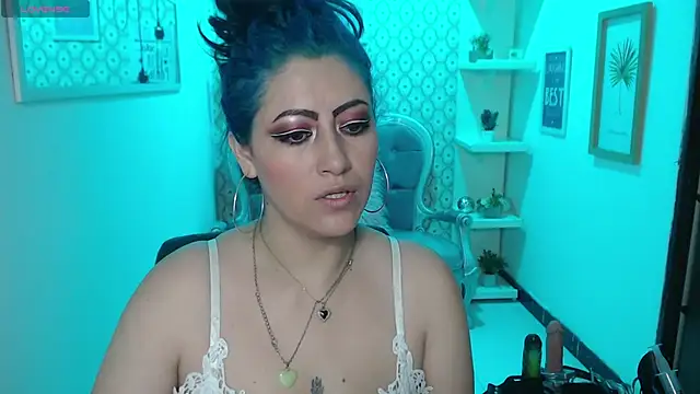 scarleth blue online show from March 5, 2025, 3:08 am