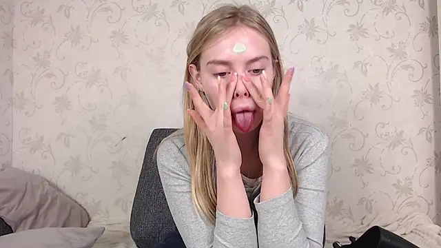 sofiaa here online show from March 12, 2026, 12:39 am