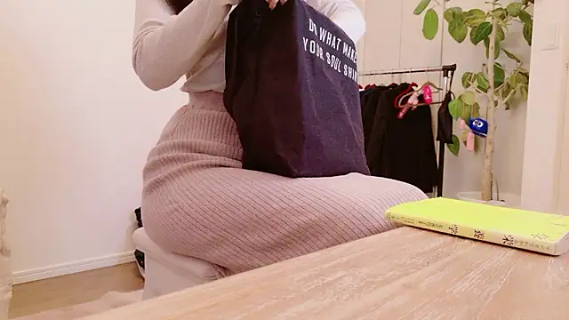 Snapshot of undo-busoku69 chatting on January 17, 2026, 6:07 am undo-busoku69 online show from January 17, 2026, 6:07 am