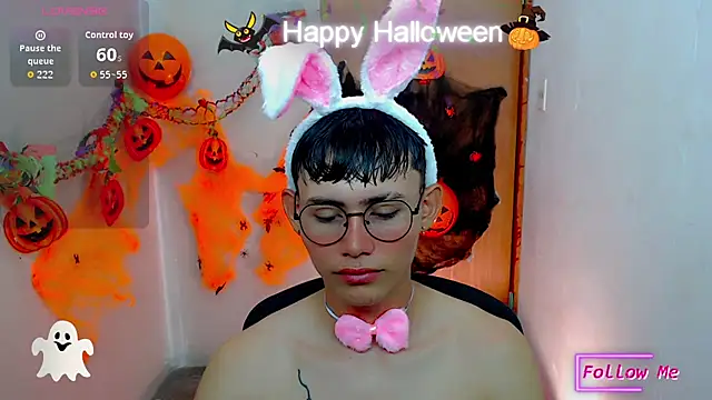 tanjiro cute online show from October 31, 2025, 9:43 am