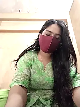 Magical Girl- online show from September 13, 2025, 4:23 am