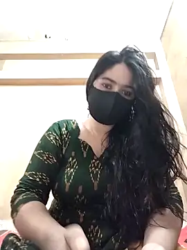 Magical Girl- online show from October 5, 2025, 4:00 am