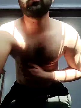 Snapshot of smartboy010101 chatting on December 6, 2024, 5:20 am smartboy010101 online show from December 6, 2024, 5:20 am