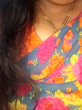 Sexy Radhikaa online show from December 23, 2025, 3:26 am
