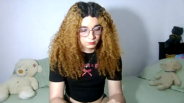 CELESSTESeductora online show from June 14, 2026, 4:42 pm
