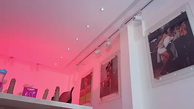 ChantalHans online show from February 24, 2026, 8:40 pm