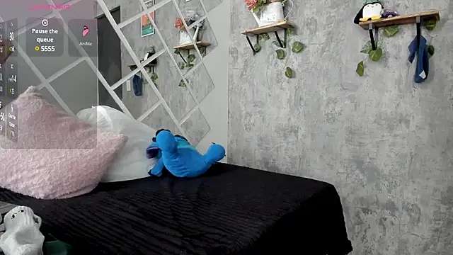 Megan sophia2 online show from March 5, 2025, 12:55 pm