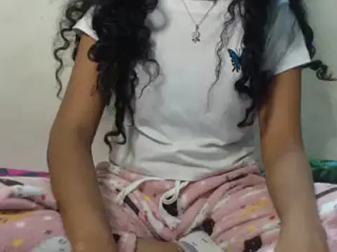 Snapshot of Nolimtslove chatting on February 26, 2025, 10:47 am Nolimtslove online show from February 26, 2025, 10:47 am