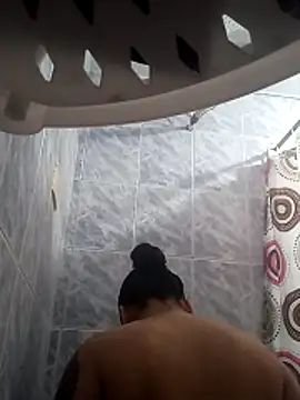 Naomy veracruz  online show from March 7, 2026, 10:12 am