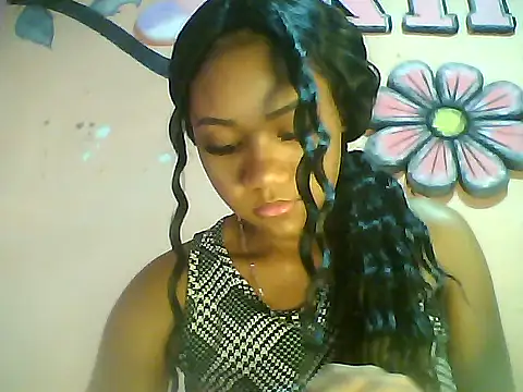 Fariana01 online show from January 5, 2025, 10:50 pm