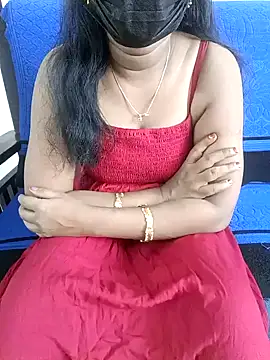 Malini queen online show from December 18, 2024, 3:26 am