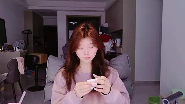 yangyang-1115 online show from February 15, 2026, 5:48 am