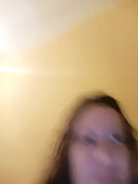 Szilvi93 online show from April 7, 2026, 3:56 pm