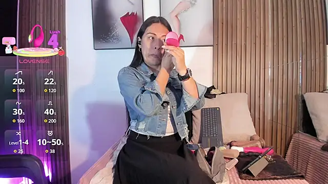 Ella Rousse online show from December 18, 2025, 1:50 pm