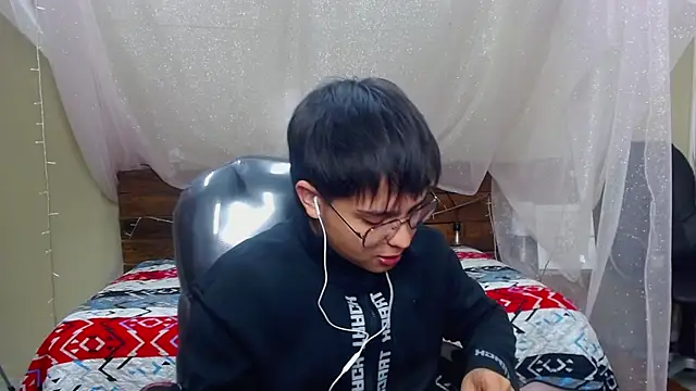 AndrewPherson online show from February 7, 2025, 12:28 pm