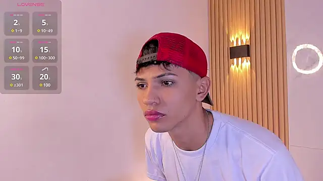 im sebaslopez online show from February 8, 2025, 4:14 am