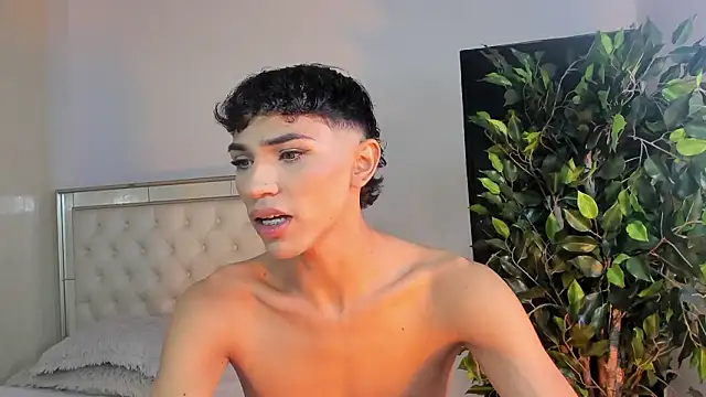 Snapshot of im_sebaslopez chatting on February 1, 2026, 7:56 pm im sebaslopez online show from February 1, 2026, 7:56 pm