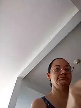 nicolle milf1978 online show from May 24, 2026, 11:15 am