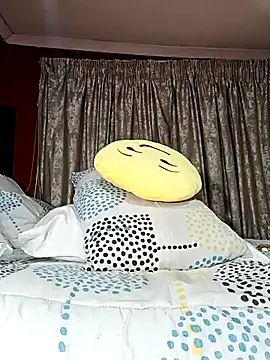 Snapshot of Wildblack22 chatting on October 15, 2025, 8:42 pm Wildblack22 online show from October 15, 2025, 8:42 pm