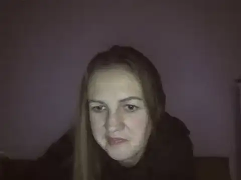 Snapshot of Milaniya261 chatting on January 25, 2025, 12:17 am Milaniya261 online show from January 25, 2025, 12:17 am