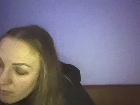 Snapshot of Milaniya261 chatting on January 26, 2025, 1:31 am Milaniya261 online show from January 26, 2025, 1:31 am