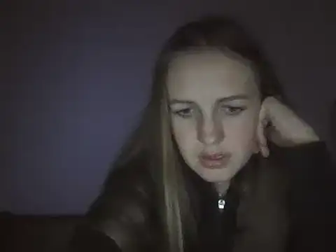 Snapshot of Milaniya261 chatting on January 31, 2025, 3:52 am Milaniya261 online show from January 31, 2025, 3:52 am